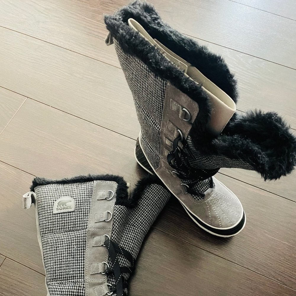 Sorel Women's Tivoli High II